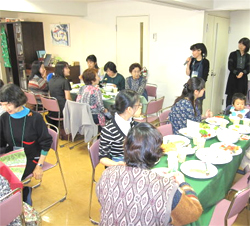婦人会クリスマスのようす